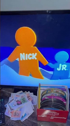 Blue’s Clues/Nick Jr. Snow Globe (2000)