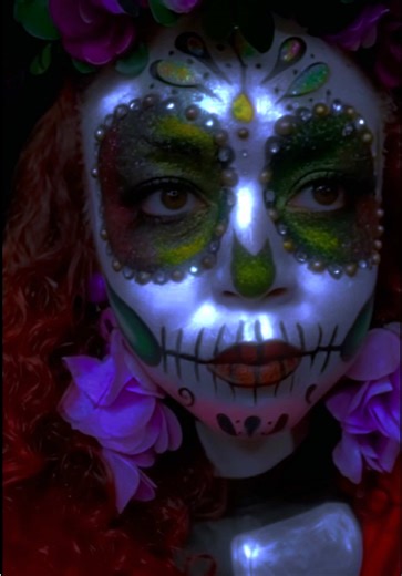 #CatrinaMakeup #Makeup #MakeupInspired #NikkiSlays #CreativeMakeup | catrina makeup