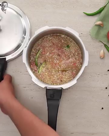 4.7K views · 165 reactions | Craving for some warm soup that you can make quickly at home? Yeh lo jhatpat banne wala delicious pressure cooker chicken soup. #SanjeevKapoor #SanjeevKapoorKhazana #MonsoonKaMazza #Episode36 #QuickPressureCookerChickenSoup #Chicken #Chickensoup #Quickrecipe #Onepotmeal #indianfoodrecipes #MonsoonRecipes #HomemadeFood | Sanjeev Kapoor | Facebook
