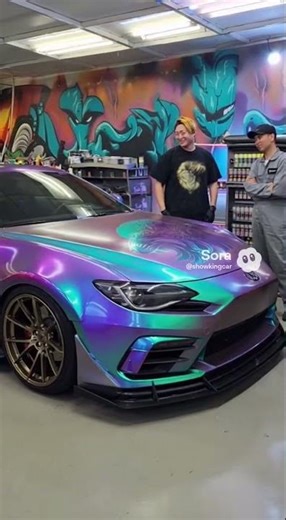 쇼킹카에 출근한 윤수씨