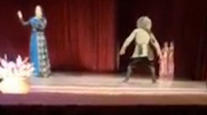 Dancer dies on stage as audience claps and laughs