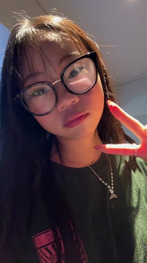 subscribe to my youtube channel for the japan and korea vlogs!!!