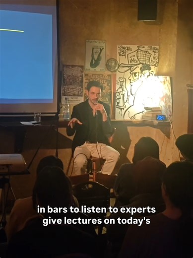 Brewing Minds: Engaging Talks and Beers in Berlin