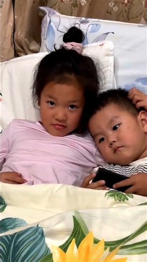 Affection and care💞for elder sister