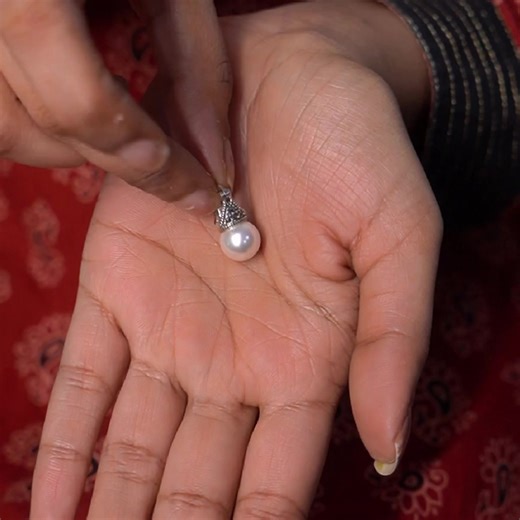 From jhumkas to hoops—find your perfect pair today. 💖 | SILVERWORLD