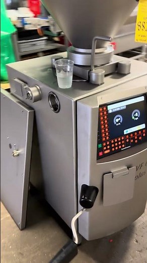 HANDTMANN VF 608 PLUS VACUUM STUFFER #8827