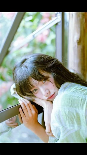 Early Spring Portrait: Capturing Green Embrace PortraitPhotography Green LightAndShadow