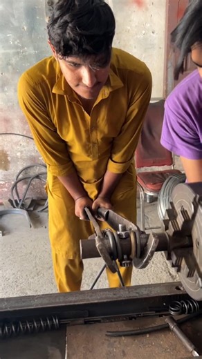 "Iron Wire to Grass Cutter Spring | Satisfying Machine Process" #youtube #youtubeshorts #viralshorts