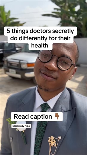 Dr E on Instagram: "5 things doctors secretly do differently for their health 1. We don’t ignore persistent symptoms. If a symptoms starts to linger for a while, we get it checked out. Early interventions usually bring the best outcome 2. We don’t ‘push through the pain’ at the gym. If we feel a sudden sharp pain in our joints/muscles, it’s time to rest that area. Any pain other than the dull ache that comes with repetition of exercise, ought to monitored with caution 3. We hydrate before intens