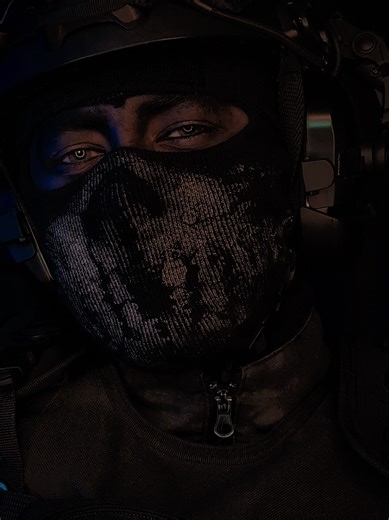 You can't just drop that on someone... #cosplay #masktok #booktok #cod #keeganruss