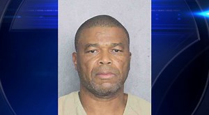 Former Miami Hurricanes linebacker Michael Barrow arrested in domestic battery case at FLL - WSVN 7News | Miami News, Weather, Sports | Fort Lauderdale