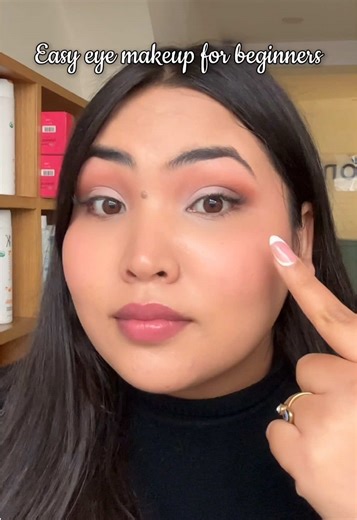 Easy eye makeup for beginners with Note Professional Eyeshadow Palette 🥰✨ Product details: Note Professional Eyeshadow Palette (104) #notecosmetique #eyemakeuptutorial #beginnerfriendlymakeup #easyeyemakeuptutorial #eyemakeupforbeginners