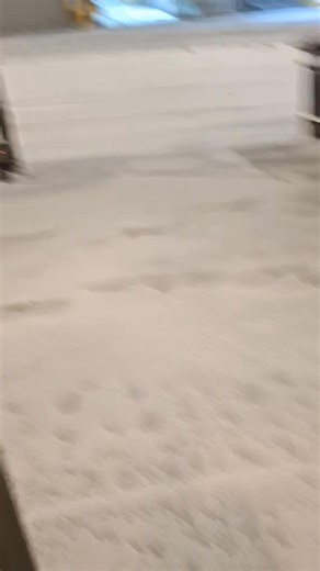 Mother Nature what happened it was such a beautiful day today and I guess it's still beautiful now just that it's a lot of snow falling out here ❄️☃️ | Edna Gaines | Facebook