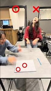 娘と本気バトル🔥ペットボトル◯×ゲーム#YouTubeショート#親子対決#親子チャレンジ#娘と遊ぶ#親子時間#ペットボトルゲーム#まるばつゲーム#チャレンジ動画#家族の日常#ママYouTuber
