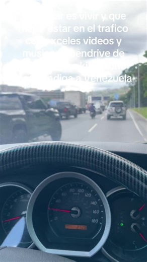 En tu carpeta POPURRÍ encontraras tanto en MUSICA Y VIDEOS los temas más actuales del momento y tu que esperas para adquirir el tuyo. Recuerda que nuestro pendrive es de 64gb y viene cargado con musica y videos con los principales generos musicales Bachata Chatarritas en español Chatarritas en Ingles Bailables Free cover Merengue Salsa Vallenatos y muchos mas Contactanos al 04143000577 envios a nivel nacional por mrw tealca o zoom Delivery gratuito en caracas desde plaza Venezuela a los ruices