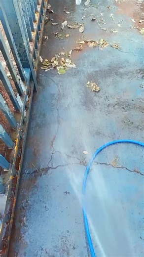 Effective Techniques for Cleaning a Metal Fence