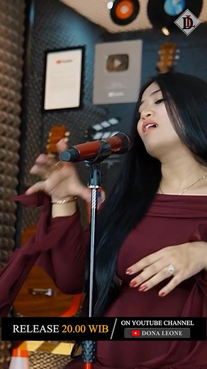 47K views · 1.9K reactions | Tayang Hari ini Pukul 20.00 WIB❗️KLIK https://youtu.be/Y6ax_qT2ULo?si=6bVhWMbx95ZbZ5EF“RINDU HATIKU RINDU ( Live Version ) DONA LEONE” Special Persembahan Bumil Usia 6 Bulan Anak ke 2 Guys擄 Semoga Terhibur Dengan Lagu yg Lagi Viral di TikTok nih yaaaHanya di Channel YouTube DONA LEONE️Terimakasih Semuuaaa #DONA LEONE #RINDUHATIKURINDU #bumil #fyp | Dona Leone | Facebook