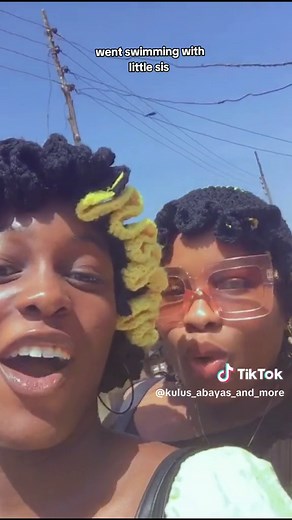 #tik_tok swimming in the pool