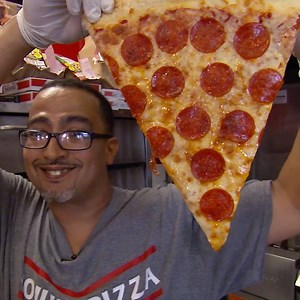 410K views · 373 reactions | This pizza is so big they had to cut the door to get the box out of the shop!  | Localish | Facebook