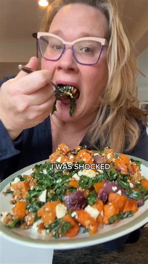 Grab the full recipe at the link below and follow along for more easy recipes! https://andreabuckett.com/cozy-carbs-optin/ Here are some of my favorite evidence based nutrition accounts to follow. @dr.andrealove @dr.adrian.chavez @kcklatt @abbeyskitchen @drjessicaknurick @langernutrition @drkaranrajan | Andrea Buckett Cooks.