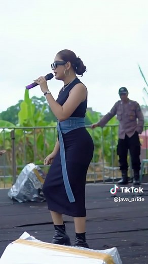 kesekso kangen #banyuwangian #banyuwangi #javapride #onepromusic @Denik Armila @ELITGM IMAGES @ONEPRO_Official