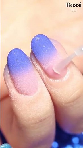 Need some #maniinspo? Check out this #ombrenails tutorial with dip powder! #dippowder #diymanicure