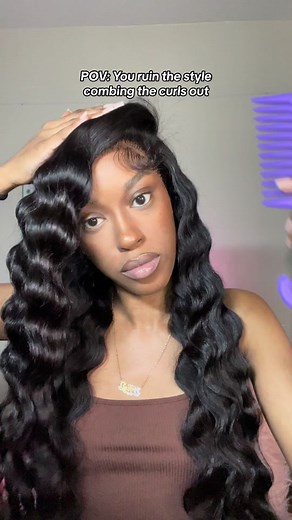 Avoid Painful Mistakes: Proper Comb Out Technique for Wig Installation