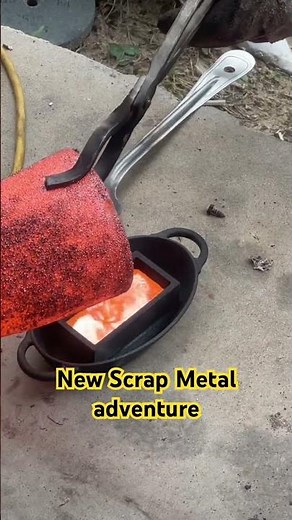 Pouring copper ingots. #shorts