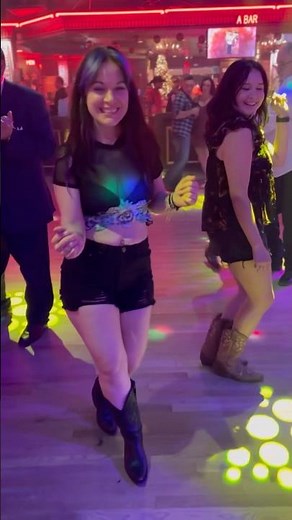 #wagonwheel #linedance #countrymusic #music #dance #country #countrylife #linedancing #danceshorts