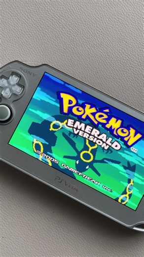 Modded Silver PS Vita Retroarch Tour with Pokemon Emerald