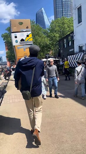 126K views · 7.7K reactions | The empty boxes prank #fyp #fypage #fypシ #comedy #foryou #funnyvideos | Aziz Adam's | Facebook