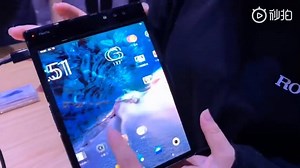 It looks pretty hard to open/close this $1.3k foldable phone :p https://www.slashgear.com/flexpai-foldable-screen-phone-foreshadows-the-coming-months-31552149/ | Android Community