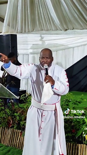 Alishintshi izwi lakho by Revd Canon S. Ngema #lifebiblechurchinternational #prayer #worship #holyspirit #jesuslovesyou