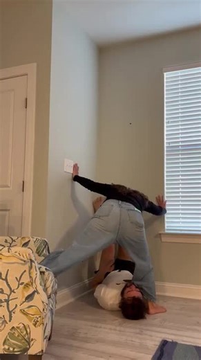 Woman Loses Balance and Steps on Man�s Chest During Trend Attempt