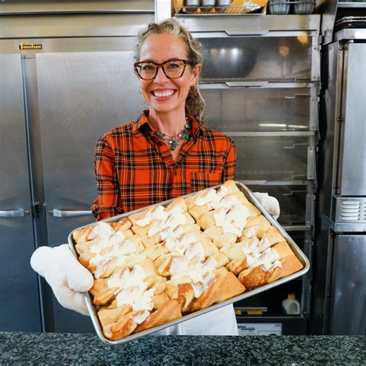 15K views · 275 reactions | ZoëBakes learns to prepare a breakfast treat inspired by man’s best friend at one of her favorite cafes. Catch the TV premiere of a new season of #ZoeBakes today at 2/1c on #MagnoliaNetwork. | Magnolia Network | Facebook