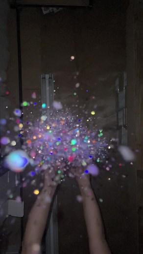 Glitter Falling On Camera - Trending Glitter Drop Videos 2020