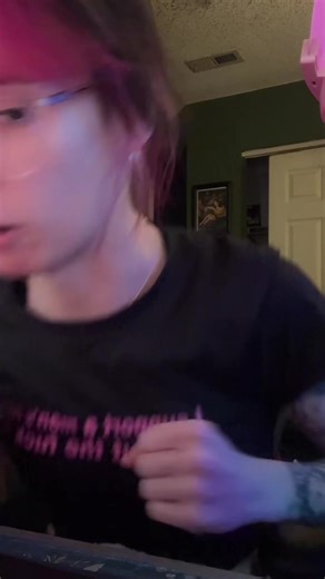 i dropped my phone after this #moots? #f4f