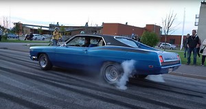Unassuming 1969 Ford XL Flexes 9.0-liter V8, Sounds Brutal