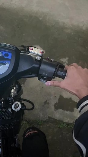 Mastering Motorcycle Throttle Control Techniques