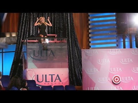Heidi Klum Gets Dunked!