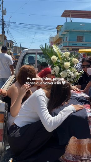 Te extraño como no tienes idea, todavía me resulta difícil creer que ya no estás en este mundo, tantas cosas pasamos juntos, en altas y bajas, donde solo los dos nos entendiamos y apoyabamos cuando las cosas no iban bien, teniamos todo un futuro planeado, que hermoso era ver como lo decías con tanta felicidad, y lo que emocionado que estabas, me quedo con todo lo hermoso y bueno que vivi contigo, te doy las gracias por tu cariño, paciencia, tiempo y detalles, que siempre estabas dispuesto a escu