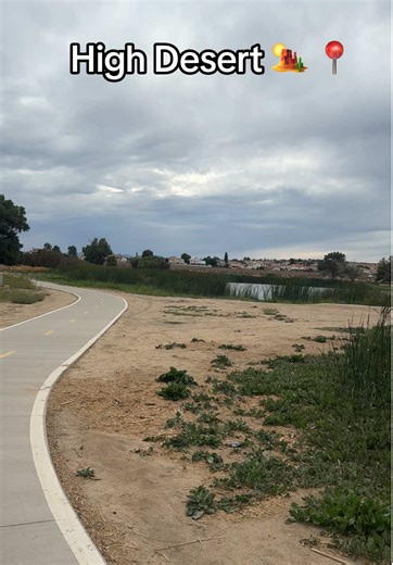 Beautiful Lake Views and Trails in High Desert