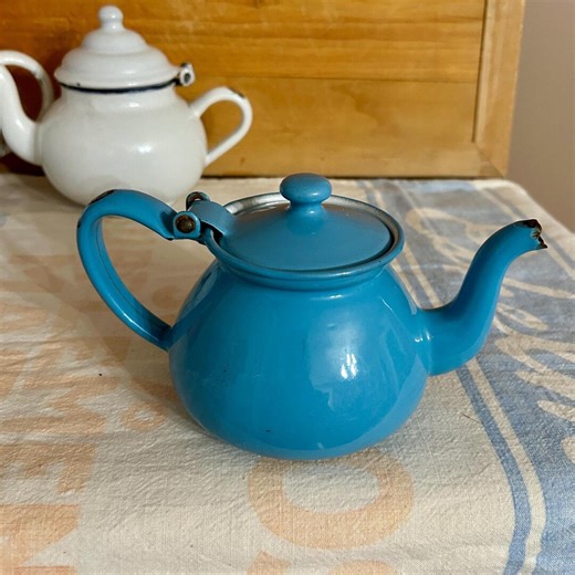 Small Vintage Blue Enamelware Teapot With Gooseneck Spout, Chippy Rustic Farmhouse Decor - Etsy