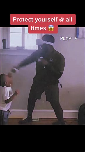 VR BLUNDER ! OH NO 💥 #knockout#boxing#fighting#mma#viralvideo#mma#fypage#xyzbca#foryoupage#viral#champion#jakepaul#loganpaul#JamieMovie#fyp