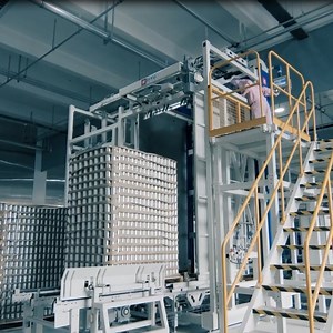 [Hot Item] Fully Automatic Low Level Empty Can Depalletizer Depalletizing Machine