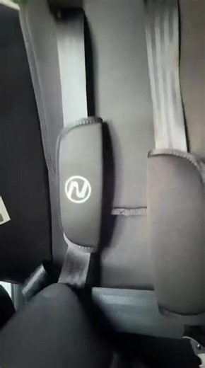Noi abbiamo scelto Nania per viaggiare sereni con la nostra Crystal .. che aspettate cliccate nel carrello e acquistate il seggiolino Nania ❤️