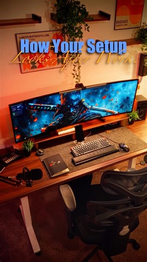 Lovette | Developer | Desk Setup | Videographer on Instagram: "You finding this reel is fate! When’s the last time you cleaned your desk? 😂🤣 Follow for more content like this 🚀🚀 #desksetup #techcontent #contentcreator #setuptour #cleansetup"