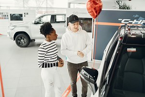 Financing a New Car: Options and Considerations for Buyers