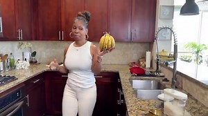 3-Ingredient Chocolate Chip Cookies: Quick, Healthy, and Delicious