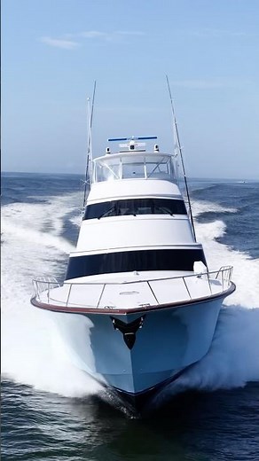 96’ Jim Smith “Work of Art” at the Blue Marlin Grand Wins $785,000 #sportfish #yacht #customboats